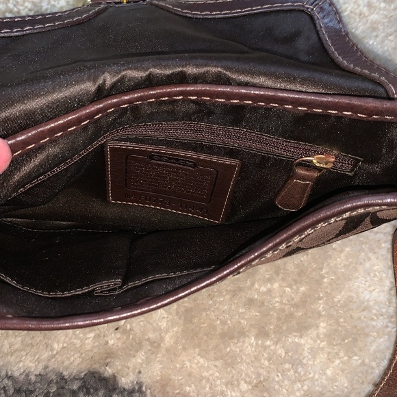 Authentic COACH bag with original dust bag! 10” x 7.5”. Like new! Used once! - Picture 9 of 9